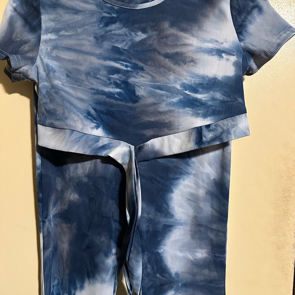 SHEIN Blue Ribbed Top - Picture 2 of 4